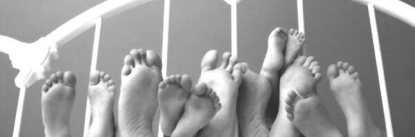 Family_Portrait_Feet1